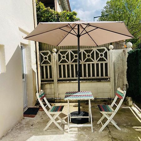 Studio House Near Paris Эпине-сюр-Сена Экстерьер фото